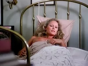 Brunetta sfregamento ...