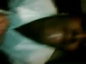 La giovani troie con ...