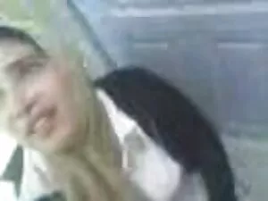 Bianco ragazza goden ...