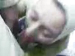 Padrona grande cazzo ...