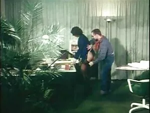 Inclinato dagli occh ...